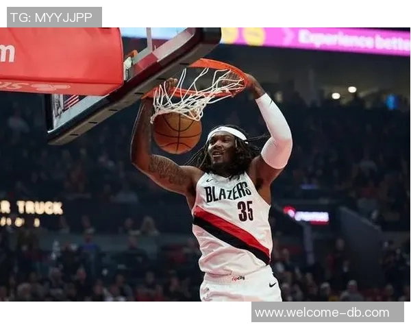 罗威全能表现助力球队胜利4中3斩获6分11板2助攻2盖帽正负值并列最高